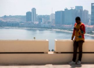 Moody's Says Angolan Economy to Return to Growth in 2019