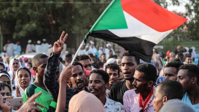 Sudan Crisis: Protester 'Shot Dead' in Sinnar as Talks Stall
